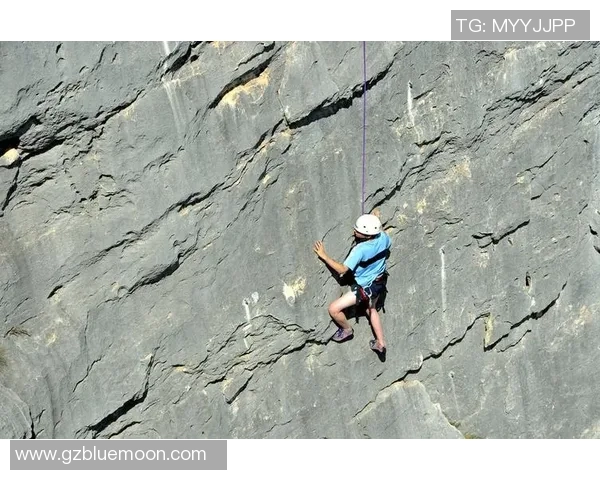 南京攀岩队逆袭之旅揭秘：从默默无闻到全国冠军的奋斗故事