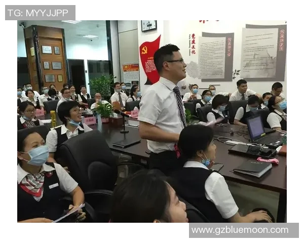 南京篮球队防反战术解析深度剖析球队战术布局与执行力 南京篮球队防反战术解析深度剖析球队战术布局与执行力