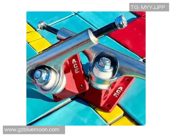 滑板战术解析:深圳滑板队灵活转换体系的深度剖析与实践应用 滑板战术解析:深圳滑板队灵活转换体系的深度剖析与实践应用